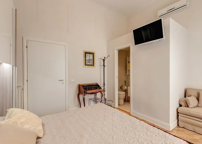 Casa Claudia Giulio Cesare Konukevi 3*